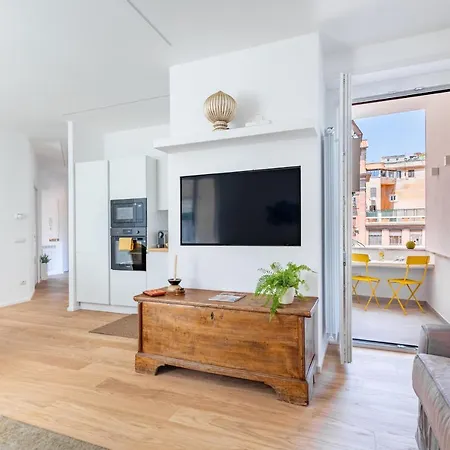 Iflat Wood And Marble Riverfront *