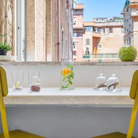 Iflat Wood And Marble Riverfront * Roma
