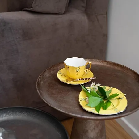 Apartamento Iflat Wood And Marble Riverfront Roma